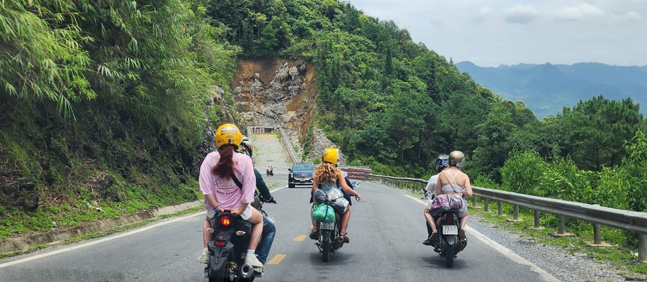 Ha Giang – Dong Van – Meo Vac Karst Plateau group 04 days tour 1